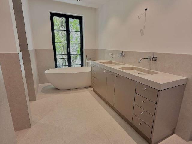 Wohnung zum Kaufen in Düsseldorf 3.420.000,00 EUR 297 m²
