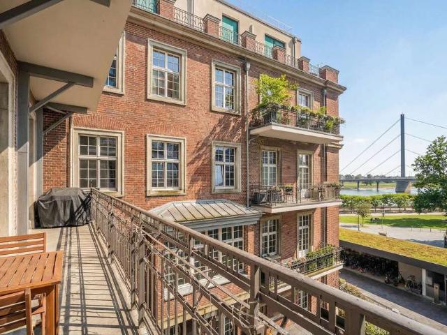Wohnung zum Kaufen in Düsseldorf Altstadt 1.980.000,00 EUR 177 m²