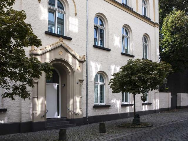 Wohnung zum Kaufen in Düsseldorf Altstadt 2.100.000,00 EUR 184 m²