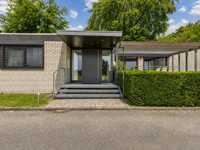 Wohnung zum Kaufen in Düsseldorf Himmelgeist 970.000,00 EUR 189 m²