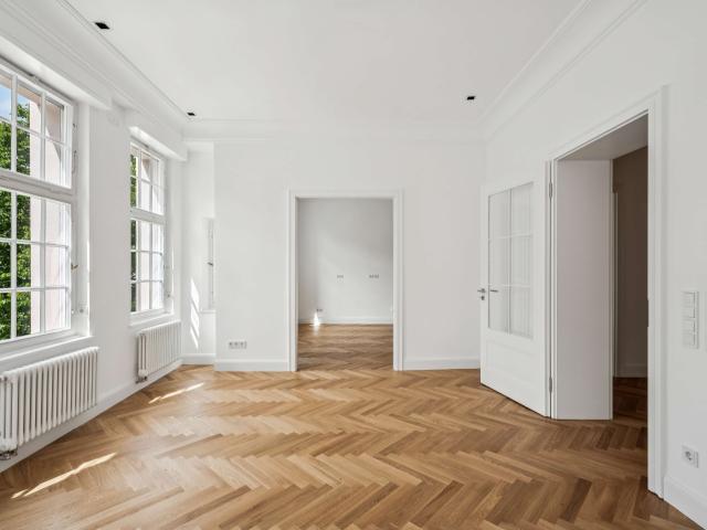 Wohnung zum Kaufen in Düsseldorf Oberkassel 1.980.000,00 EUR 130 m²