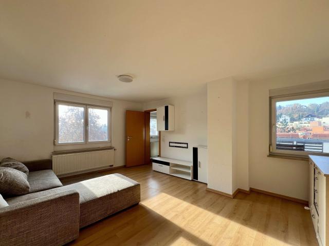 Wohnung zum Kaufen in Esslingen 270.000,00 EUR 75.02 m²