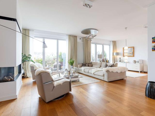 Wohnung zum Kaufen in Frankfurt am Main 1.890.000,00 EUR 214.67 m²