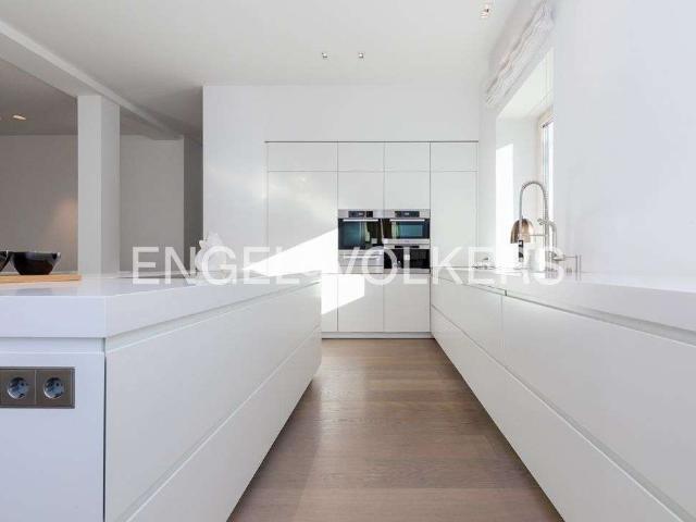 Wohnung zum Kaufen in Frankfurt am Main 2.050.000,00 EUR 242 m²