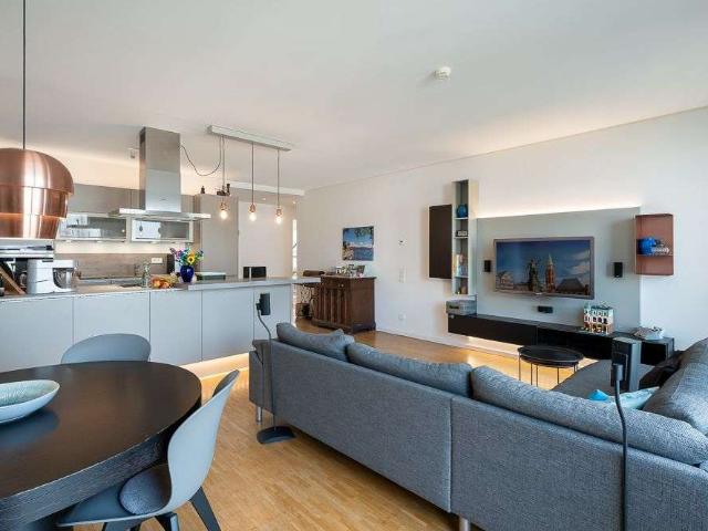 Wohnung zum Kaufen in Frankfurt am Main 889.000,00 EUR 135 m²