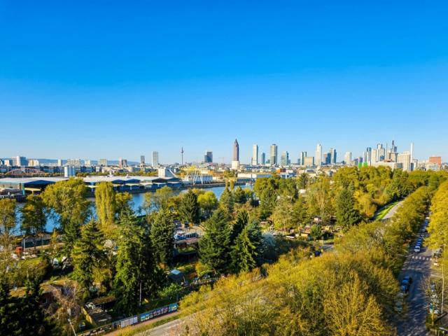 Wohnung zum Kaufen in Frankfurt am Main Niederrad 335.000,00 EUR 90 m²