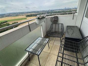 Kalbach, Frankfurt U-Bahn, Homburger Landstraße