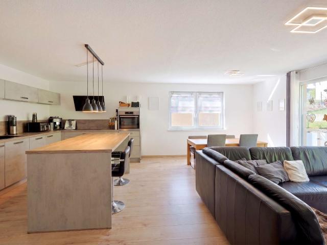 Wohnung zum Kaufen in Freiberg am Neckar 445.000,00 EUR 98 m²