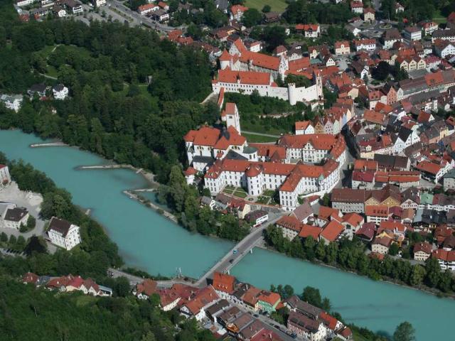 Wohnung zum Kaufen in Füssen 325.000,00 EUR 87.59 m²