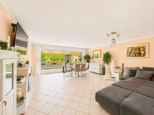Wohnung zum Kaufen in Köln 320.000,00 EUR 98.03 m²