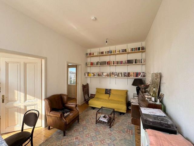 Wohnung zum Kaufen in Köln Bayenthal 291.500,00 EUR 45.45 m²