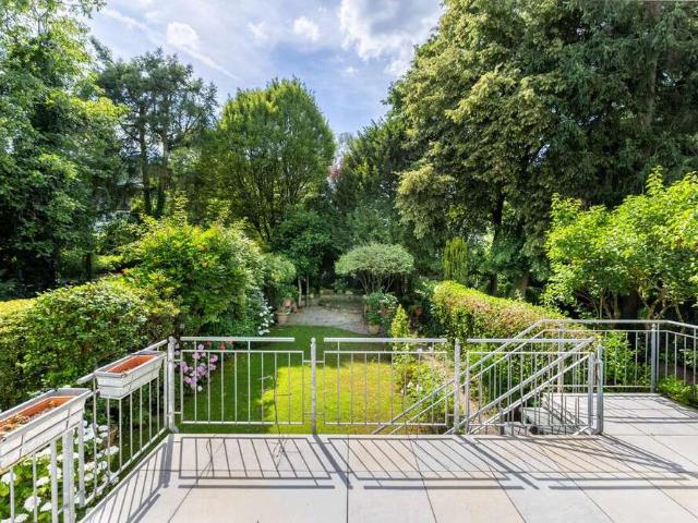 Wohnung zum Kaufen in Köln Marienburg 1.750.000,00 EUR 250 m²