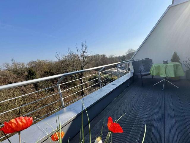 Wohnung zum Kaufen in Köln Müngersdorf 895.000,00 EUR 150 m²
