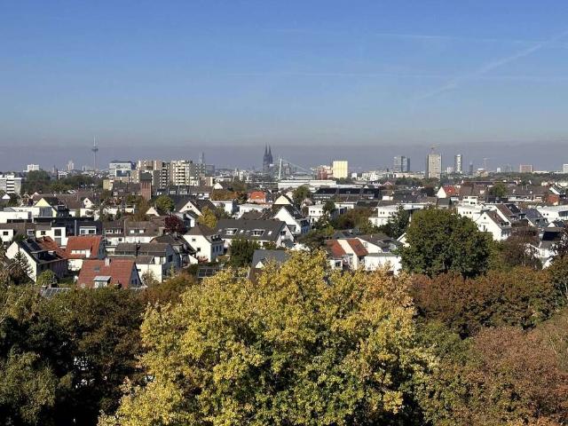 Wohnung zum Kaufen in Köln Poll 259.000,00 EUR 68 m²