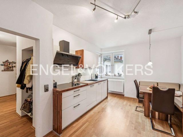 Wohnung zum Kaufen in Köln Poll 410.000,00 EUR 81 m²