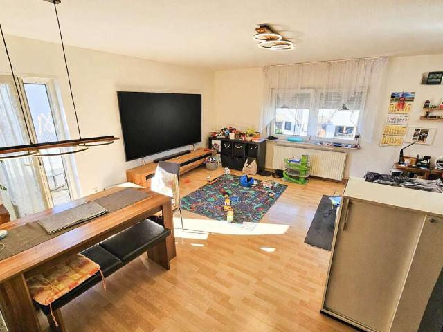Wohnung zum Kaufen in Karlsruhe Neureut 325.000,00 EUR 87.22 m²