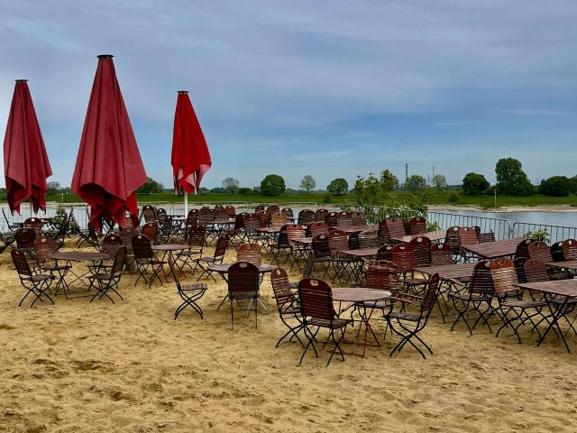 Wohnung zum Kaufen in Krefeld 265.000,00 EUR 82 m²