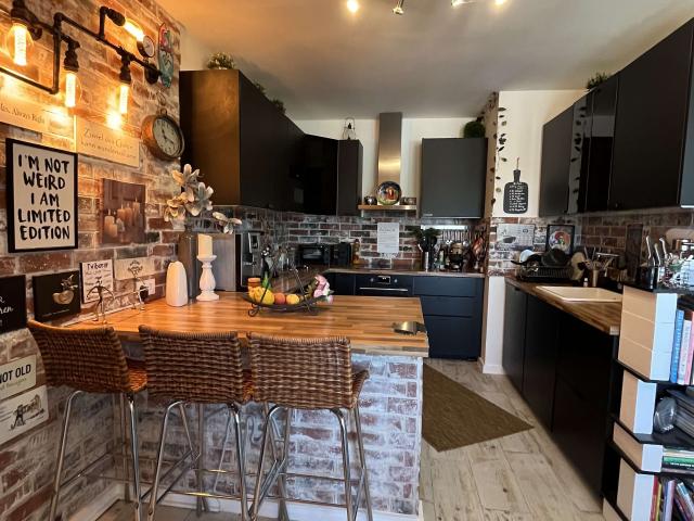 Wohnung zum Kaufen in Krefeld 265.000,00 EUR 82 m²