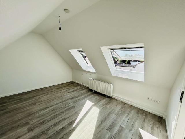 Wohnung zum Kaufen in Hattersheim 300.000,00 EUR 80 m²