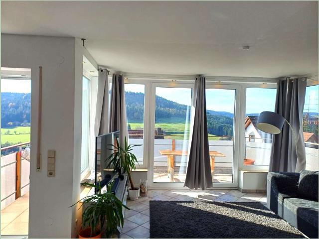 Wohnung zum Kaufen in Haiterbach Oberschwandorf 379.000,00 EUR 126.07 m²