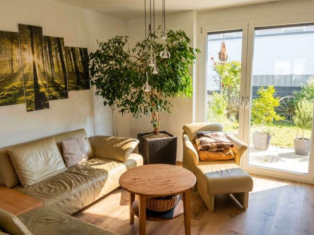 Wohnung zum Kaufen in Hemhofen 270.000,00 EUR 74.23 m²