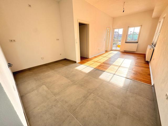 Wohnung zum Kaufen in Heßdorf 289.000,00 EUR 72.41 m²