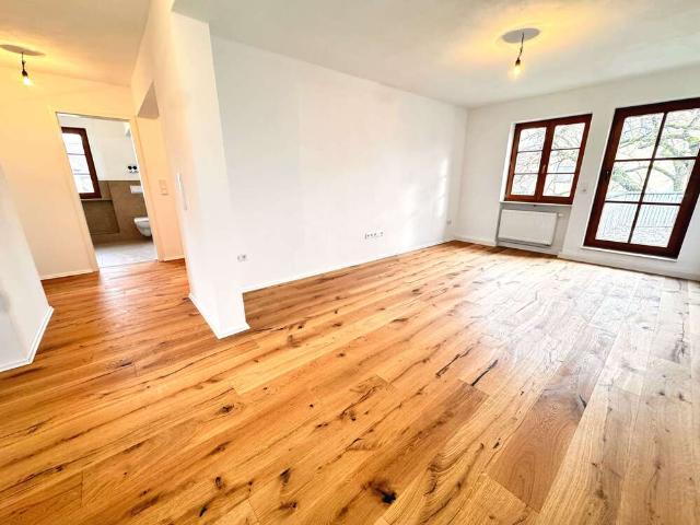 Wohnung zum Kaufen in Heßdorf 319.000,00 EUR 77.12 m²
