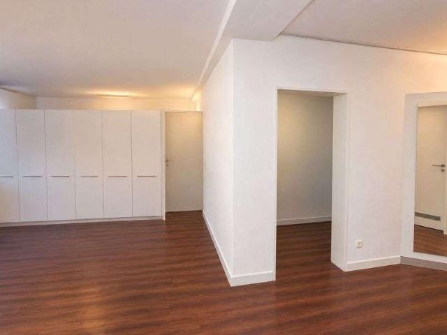 Wohnung zum Kaufen in Osnabrück 350.000,00 EUR 238 m²