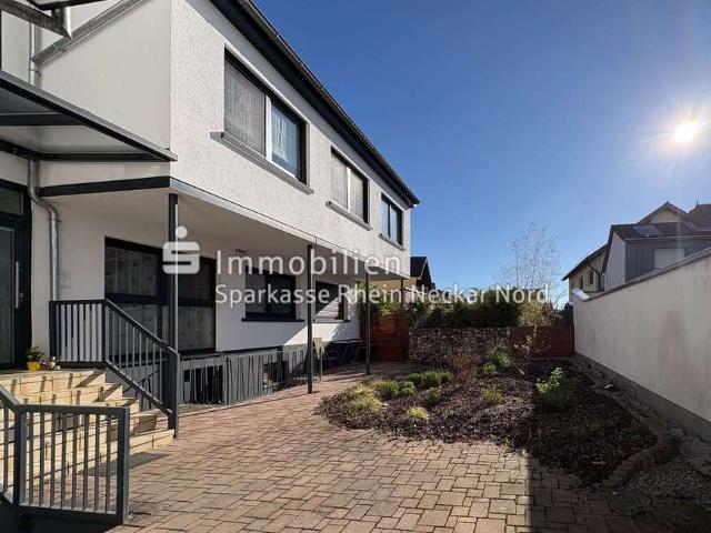 Wohnung zum Kaufen in Lampertheim 265.000,00 EUR 98.52 m²