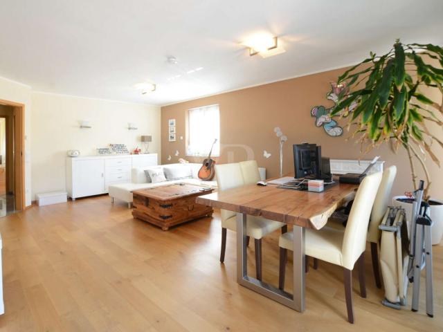 Wohnung zum Kaufen in Langenfeld 439.000,00 EUR 97 m²