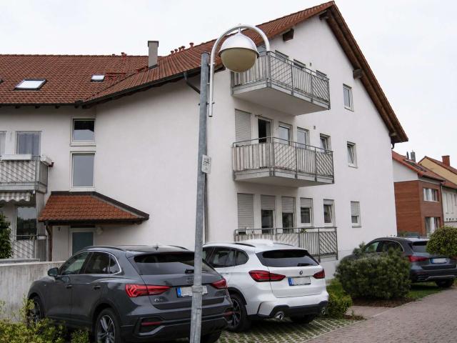 Wohnung zum Kaufen in Linkenheim Hochstetten 325.000,00 EUR 94 m²