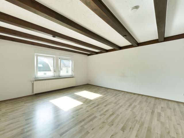 Wohnung zum Kaufen in Ludwigsburg 300.000,00 EUR 83.65 m²
