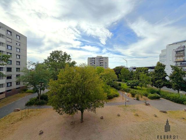 Wohnung zum Kaufen in Mörfelden Walldorf 329.000,00 EUR 94 m²