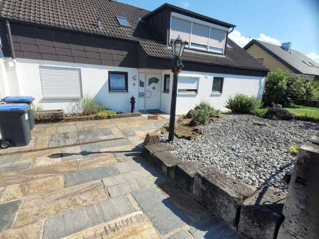 Wohnung zum Kaufen in Mössingen 274.000,00 EUR 84.87 m²