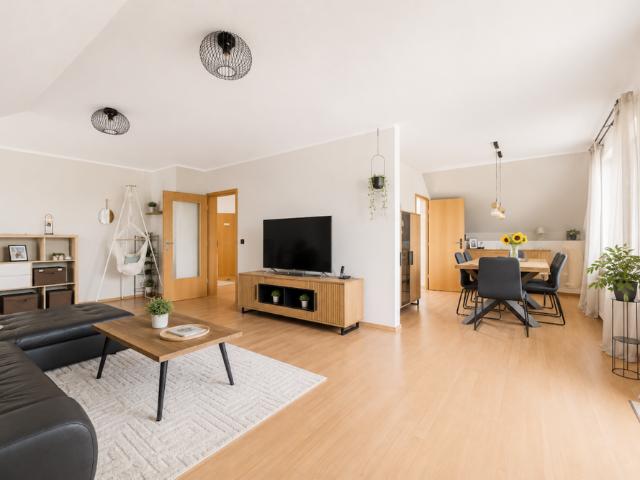 Wohnung zum Kaufen in Maikammer 395.000,00 EUR 112.83 m²