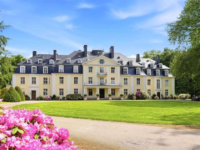 Wohnung zum Kaufen in Meerbusch 1.115.000,00 EUR 176.61 m²