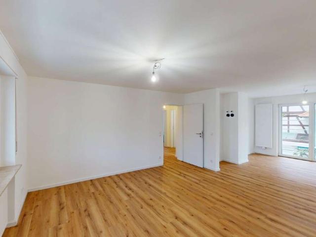 Wohnung zum Kaufen in Muggensturm 360.000,00 EUR 87.72 m²