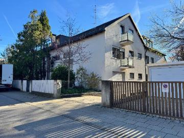Etagenwohnung kaufen in Malerwinkel, München