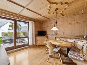 Etagenwohnung kaufen in Malerwinkel, München