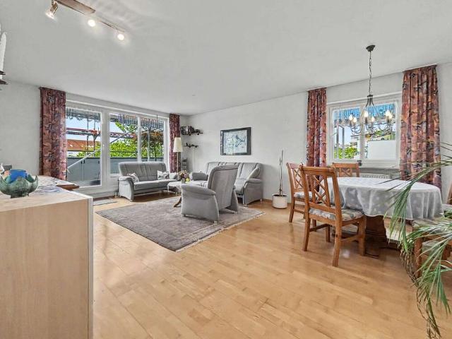 Wohnung zum Kaufen in Neusäß 395.000,00 EUR 87.26 m²