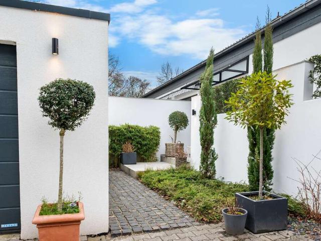 Wohnung zum Kaufen in Neuss 985.000,00 EUR 165 m²