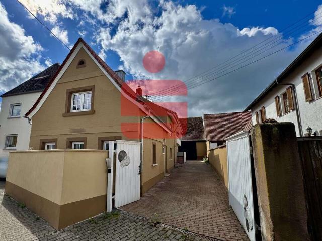 Wohnung zum Kaufen in Neustadt 259.000,00 EUR 96 m²