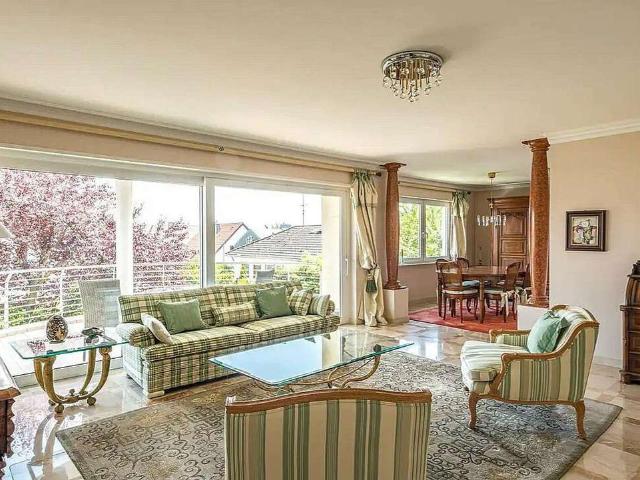 Wohnung zum Kaufen in Neustadt 510.000,00 EUR 126 m²