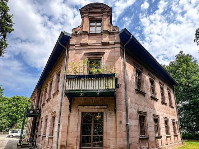 Wohnung zum Kaufen in Nürnberg 870.000,00 EUR 229.01 m²