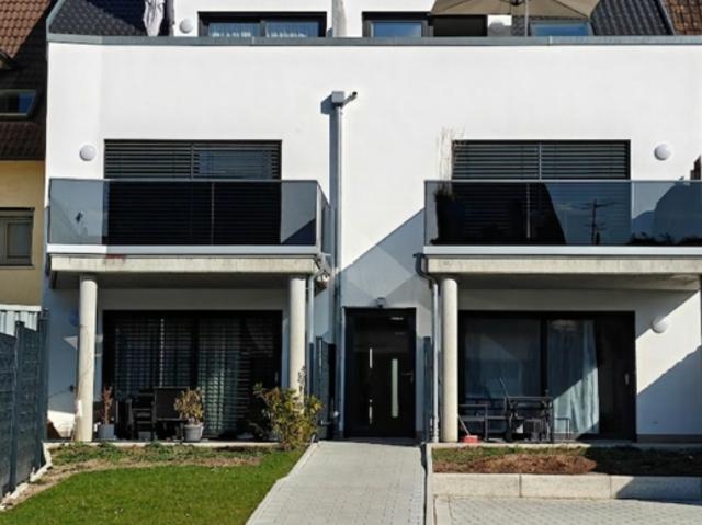 Wohnung zum Kaufen in Schorndorf 318.400,00 EUR 79.41 m²