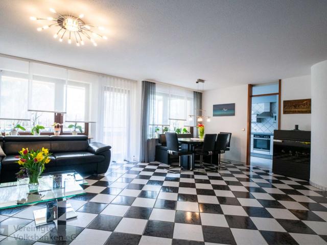 Wohnung zum Kaufen in Sindelfingen 350.000,00 EUR 98 m²