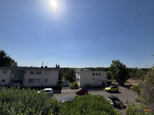 Wohnung zum Kaufen in Stuttgart Möhringen 335.000,00 EUR 95 m²