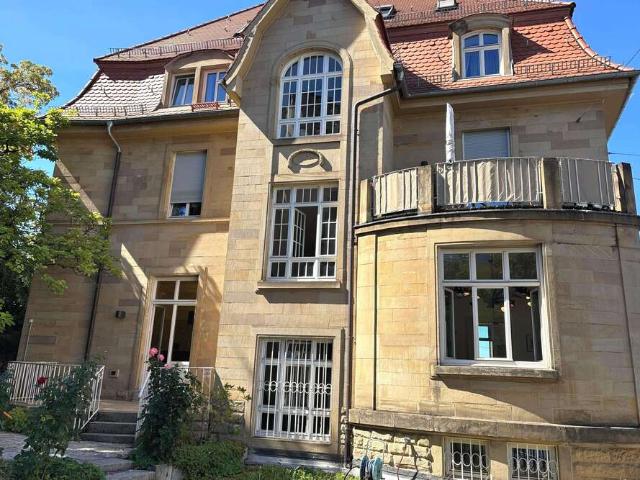 Wohnung zum Kaufen in Stuttgart 1.100.000,00 EUR 186 m²