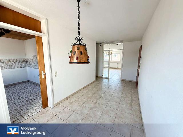 Wohnung zum Kaufen in Stuttgart 295.000,00 EUR 81 m²