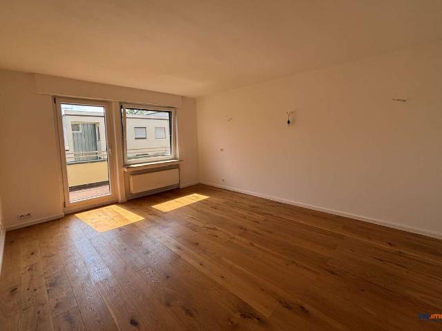 Wohnung zum Kaufen in Stuttgart 298.000,00 EUR 79 m²